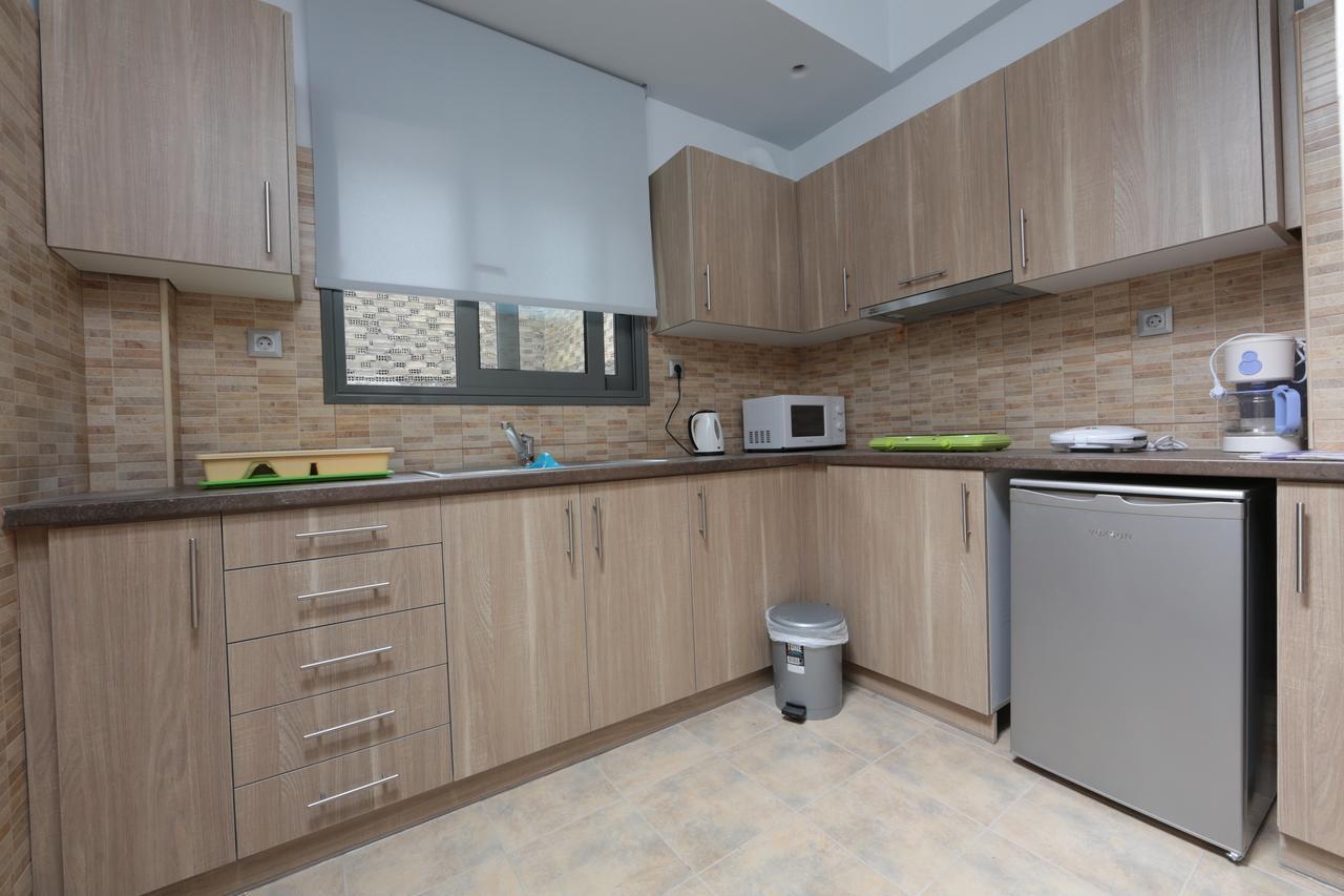 Meni Apartments Афины Экстерьер фото